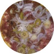 Tradicionais: 17-Nordestina - Pizza Pequena (Ingredientes: Aimpim, Azeitona, Calabresa Triturada, Carne Sertão, Cebola, Molho, Mussarela, Orégano)