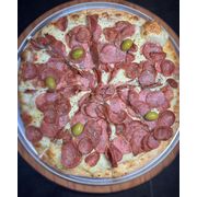 Tradicionais: Napolitana - Pizza Grande (Ingredientes:  Mussarela, Calabresa Fatiada)