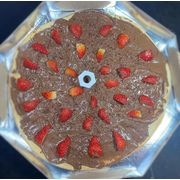 Doces: Chocolate 1 - Pizza Grande (Ingredientes:  Granulado,  Pedaços de Morango, Chocolate ao Leite)