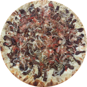 Premium: Picanha Argentina - Pizza Grande (Ingredientes:  Azeitonas,  Barbecue,  Cebola,  Orégano,  Picanha argentina maturada, Molho, Muçarela)