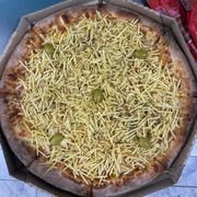 Tradicionais: Batata Palha - Pizza Grande (Ingredientes: Mussarela, Batata Palha, Orégano, Azeitona)