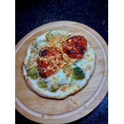 Salgadas: BRÓCOLIS ESPECIAL - Esfiha (Ingredientes: Alho Frito, Brócolis, Mussarela, Tomate Seco)
