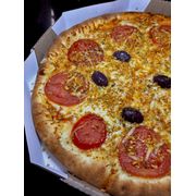 Promocionais: SERTANEJA - Pizza (Ingredientes: Alho Frito, Azeitonas, Molho de tomate artesanal, Mussarela, Orégano, Parmesão, Tomate)