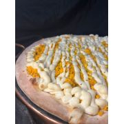 Quarta Sinistra: frango - quarta maluca pizzas por 49,90 cada (Ingredientes: azeitonas, frango, oregano, requeijao)