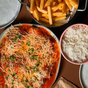 À La Carte / Cortes Especiais: Parmegiana Filé Mignon p/ 02 pess. - À La Carte (Ingredientes: Acompanha: Arroz e Fritas)
