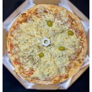 Tradicionais: Espanhola - Pizza Grande (Ingredientes:  Cebola,  Ervilha,  Mussarela,  Palmito, Atum)