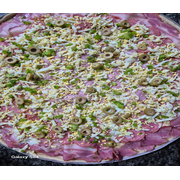 Salgadas: Portuguesa 4 - Pizza Pequena (25cm - 6 Fatias) (Ingredientes: Azeitonas, Bacon, Calabresa, Cebola, Molho, Muçarela, Orégano, Ovo, Pimentão, Presunto)