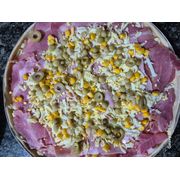 Salgadas: Portuguesa 1 - Pizza Pequena (25cm - 6 Fatias) (Ingredientes: Azeitonas, Bacon, Cebola, Ervilha, Milho, Molho, Muçarela, Orégano, Ovos, Presunto)