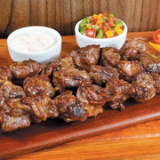 Espetinhos na Brasa: Costela de boi + (Acompanhamento) - Espetinhos na Brasa (Ingredientes: Espeto)