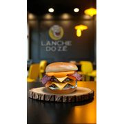 Hambúrguer Artesanal: DUPLO BACON CHEDDAR - Lanche (Ingredientes: 2 carnes atersanais 150G, 2 fatias de queijo cheddar, 2 tiras de bacon, cheddar cremoso, molho especial, Pao Brioche)