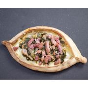 Salgadas: Escarola - Esfihas (Ingredientes: Bacon, Escarola, Mussarela)