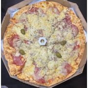Tradicionais: Salame - Pizza Grande (Ingredientes:  Cebola,  Mussarela, Salame)
