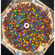 Doces: MM’s - Pizza Grande (Ingredientes:  Chocolate, MM’s)