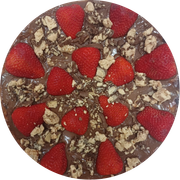 Doce: Sonho de Valsa - Pizza Grande (Ingredientes:  Morango,  Sonho de valsa, Chocolate cremoso)