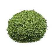 Temperos e Especiarias: Coentro desidratado 50g - é usado principalmente como tempero para dar sabor a pratos como saladas, carnes, peixes e sopas