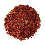 Temperos e Especiarias: Tomates Flocos 50g - Utilize o Tomate Seco em várias receitas, as mais conhecidas são as pizzas, massas e risotos, porém pode ser usado em preparos de molhos, tortas, maioneses, patês, omeletes e muito mais