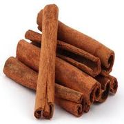 Temperos e Especiarias: Canela em pau 50g - Serve para dar sabor a alimentos, mas também possui propriedades antioxidantes, anti-inflamatórias e antimicrobianas