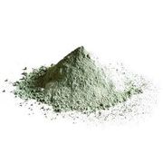 Produtos Naturais: Argila Verde 100g - controlar a oleosidade, desintoxicar a pele e combater a acne, devido às suas propriedades adstringentes, anti-inflamatórias, antimicrobianas e cicatrizantes.