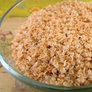 Grãos e Cereais: Amaranto em flocos 50g - serve como um superalimento nutritivo, ideal para auxiliar em dietas de emagrecimento devido à sua alta quantidade de fibras e proteínas, além de fortalecer a massa muscular e auxiliar na saciedade.