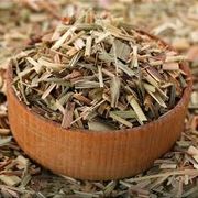 Ervas Medicinais: Capim Limão 50g - pode ajudar a aliviar o estresse e a ansiedade, melhorar a digestão, aliviar náuseas e dores de cabeça. As propriedades do capim-limão também incluem ação antioxidante, antibacteriana e antifúngica.