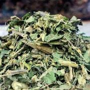 Ervas Medicinais: Erva Cidreira 50g - A erva-cidreira (Melissa officinalis) é uma planta perene com cheiro e sabor de limão, usada na medicina tradicional para acalmar, reduzir o stress e ansiedade, e melhorar o sono.