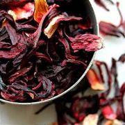 Ervas Medicinais: Hibisco Flor50g - é indicado para a promoção da saúde cardiovascular, ajudando a reduzir a pressão arterial e o colesterol LDL (mau colesterol), e é um aliado na perda de peso, devido às suas propriedades diuréticas, anti-inflamatórias e na inibição do acúmulo de gordura.