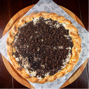 Doces: OREO - Brotão - 25 cm (Ingredientes: BISCOITO OREO, Chocolate Branco, Creme de Leite, Mussarela)