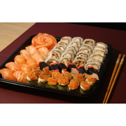 Combos Yõsei: Yõsei 27- 58 peças + 10 hots - Combo (Ingredientes: 06 niguiri salmao, 4 niguiri salmão selado, 6 Gunkan pepino, 6 Gunkan pepino c/ salmão, 6 Niguiri kani, 6 Sashimis, 6 Uramaki kani empanado, 6 uramaki philadelphia, 6 Uramaki saladi, 6 uramaki skin)