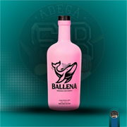 Licores: Licor Ballena Morango 700ml)