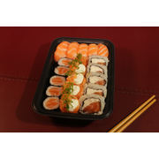 Combos Yõsei: Yõsei 32 - 20 peças + 10 hots - Combo (Ingredientes: 05 Hossomaki de salmão, 05 Niguiri salmão, 05 uramaki philadelphia, 5 gunkan philadelphia)