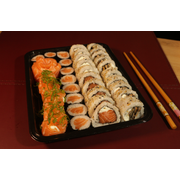 Combos Yõsei: Yõsei 35 - 40 peças + 10 hots - Combo (Ingredientes: 05 Sashimi, 10 Hossomaki salmão, 10 Uramaki philadelphia, 10 Uramaki skin, 5 gunkan philadelphia)