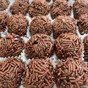 Docinhos: Brigadeiro Tradicional - Docinho