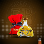 Cachaças: Cachaça Cabre Extra Premium 15 anos 700ml)