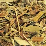 Ervas Medicinais: Erva de bicho 50g - é usada principalmente para tratar hemorroidas, graças às suas propriedades anti-inflamatórias, cicatrizantes e hemostáticas (que ajudam a estancar sangramentos). Ela também pode auxiliar em problemas de circulação, como varizes, e tem efeito cicatrizante e anti-inflamatório para feridas e problemas de pele em geral.