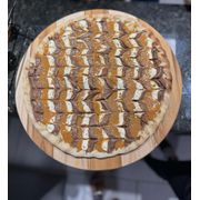 Doces Premium: Choco Suprema - Pizza Grande (Ingredientes:  Mussarela, Chocolate Preto, Doce de Leite, Creme Cheese, Paçoca)