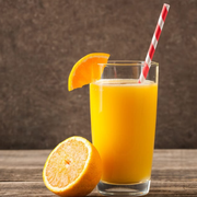 Sucos: Suco de Laranja)