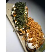 Temakis: temaki hot crisp - Temaki Tradicional (Ingredientes: Arroz, cebola crisp, Cebolinha, Cream Cheese, Molho Tarê, Salmão Grelhado)