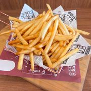 Porções: Cesta de Fritas (serve 2 pessoas) - Porção