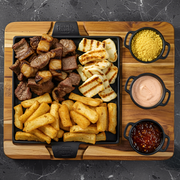 Petiscos: Trio Nordestino - Petiscos (Ingredientes: Carne de Sol Picanha, Farofa, Macaxeira Frita, Molho da Casa, Queijo Coalho)