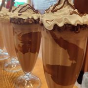 Especiais Verona: MILKSHAKE NUTELLA - Café