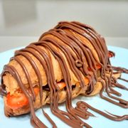 Croissant: Croissant Morango com Nutella - Ciabatta e Lanches (Ingredientes: Nutella, Morango)