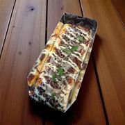 Tradicionais: Calabresa - Pizza na Caixinha (Ingredientes: Azeitona, Calabresa, Cebola, Molho Italiano da Casa, Mussarela, Orégano)