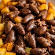 Marmitex: Marmitex Coraçãozinho de Frango - Marmitex (Ingredientes: Aproximado 120 gramas Coração de frango, mais 4 acompanhamentos a sua escolha)
