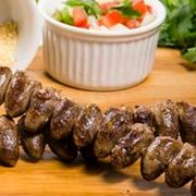 Assado/Porções: Coração assado 100g - Assados (Ingredientes: Coraçãozinho de frango)