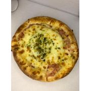 Esfihas Abertas Salgadas: Esfiha Aberta Bauru - Presunto, queijo, tomate e orégano