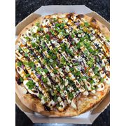 Tradicionais: Atum Hot - Pizza Grande (Ingredientes: Atum, Cebola Roxa, Cebolinha, Gergilim, Gergilim preto, Molho tare, Riscos de Cream Cheese)