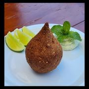 Kibes Unidades: Kibe c/ Requeijão - 1 Porção (Ingredientes: Kibe, Requeijão)