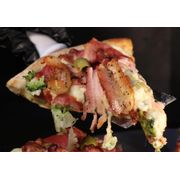 Especiais 1: 51.Tropical - Pizza Grande (Ingredientes: Molho da Casa, Brócolis Refogado na Manteiga e Alho Frito, Bacon, Calabresa, Catupiry Original, Azeitona)