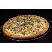 Especiais 2: 71.De Palermo - Pizza Grande (Ingredientes: Molho da Casa, Frango Desfiado, Bacon, Mussarela, Tomate Seco, Gorgonzola, Parmesão, Azeitona)