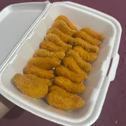 Porções: 20 nuggets - Pequeno (Ingredientes: nuggets)